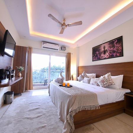 Perfect Stayz Premium Forest Valley Near Waterfall ริชิเคช ภายนอก รูปภาพ