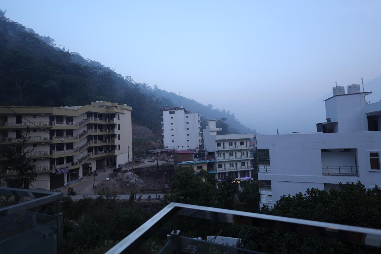 Perfect Stayz Premium Forest Valley Near Waterfall ริชิเคช ภายนอก รูปภาพ