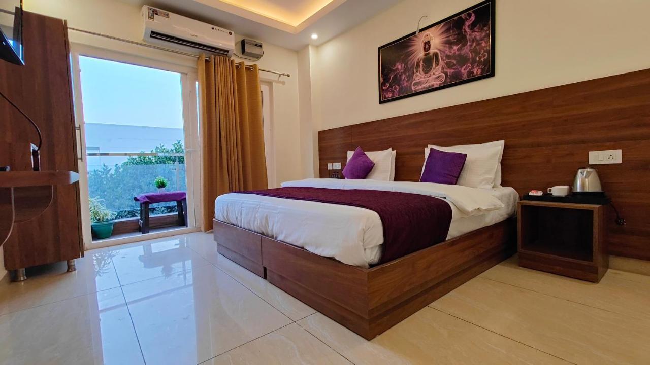 Perfect Stayz Premium Forest Valley Near Waterfall ริชิเคช ภายนอก รูปภาพ