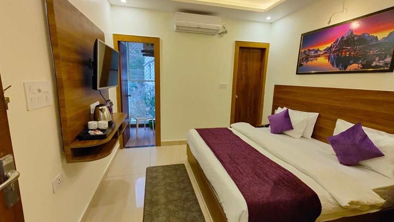 Perfect Stayz Premium Forest Valley Near Waterfall ริชิเคช ภายนอก รูปภาพ