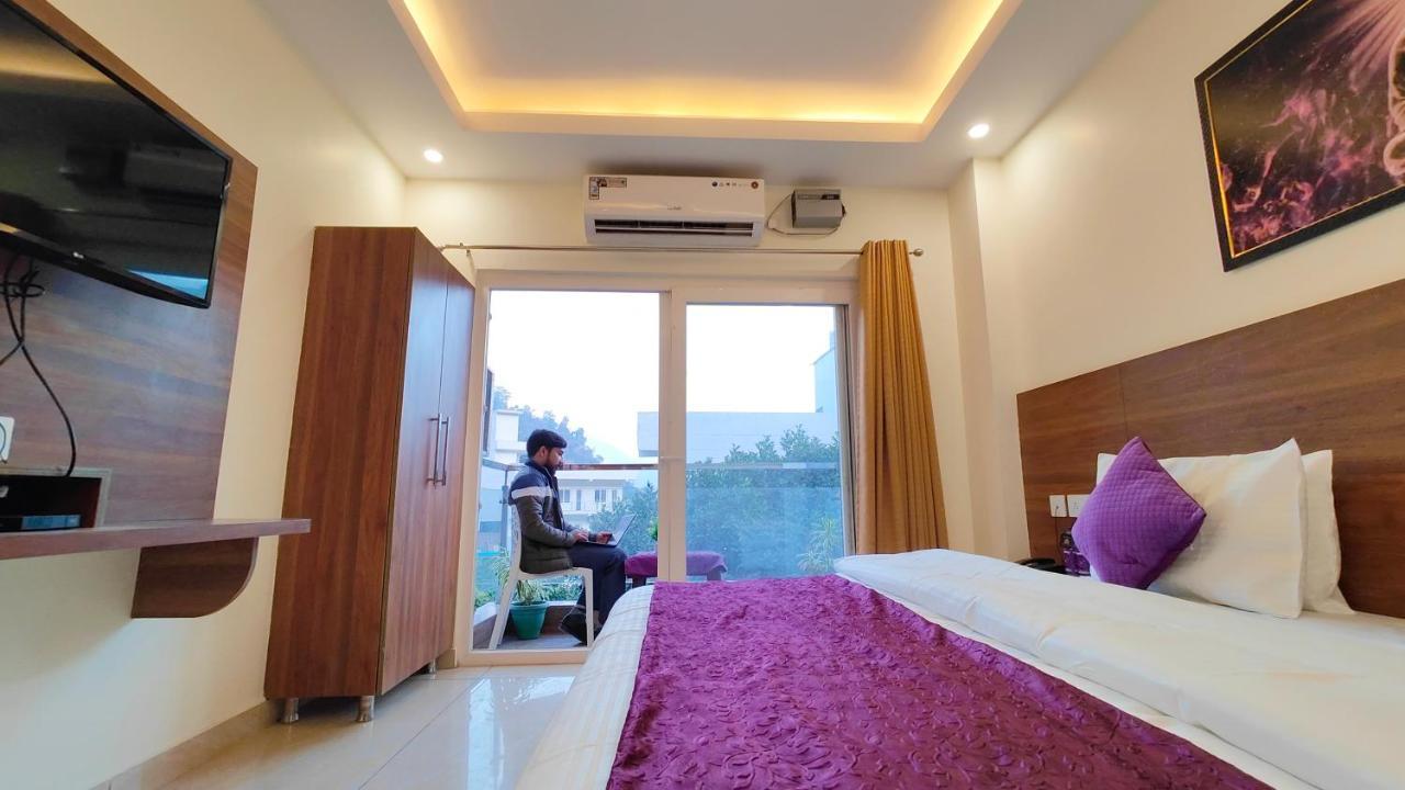 Perfect Stayz Premium Forest Valley Near Waterfall ริชิเคช ภายนอก รูปภาพ