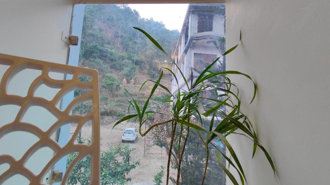 Perfect Stayz Premium Forest Valley Near Waterfall ริชิเคช ภายนอก รูปภาพ