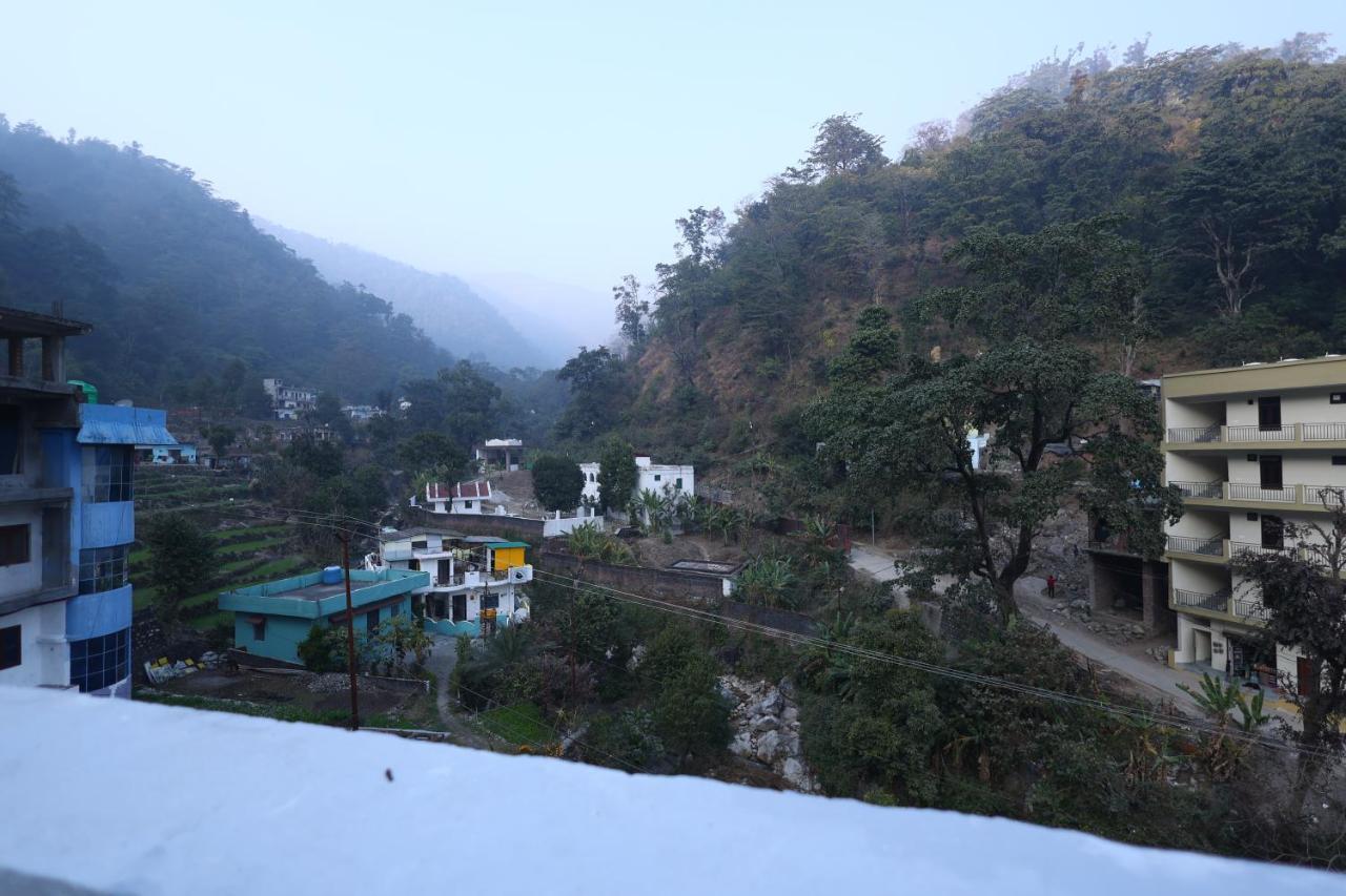 Perfect Stayz Premium Forest Valley Near Waterfall ริชิเคช ภายนอก รูปภาพ