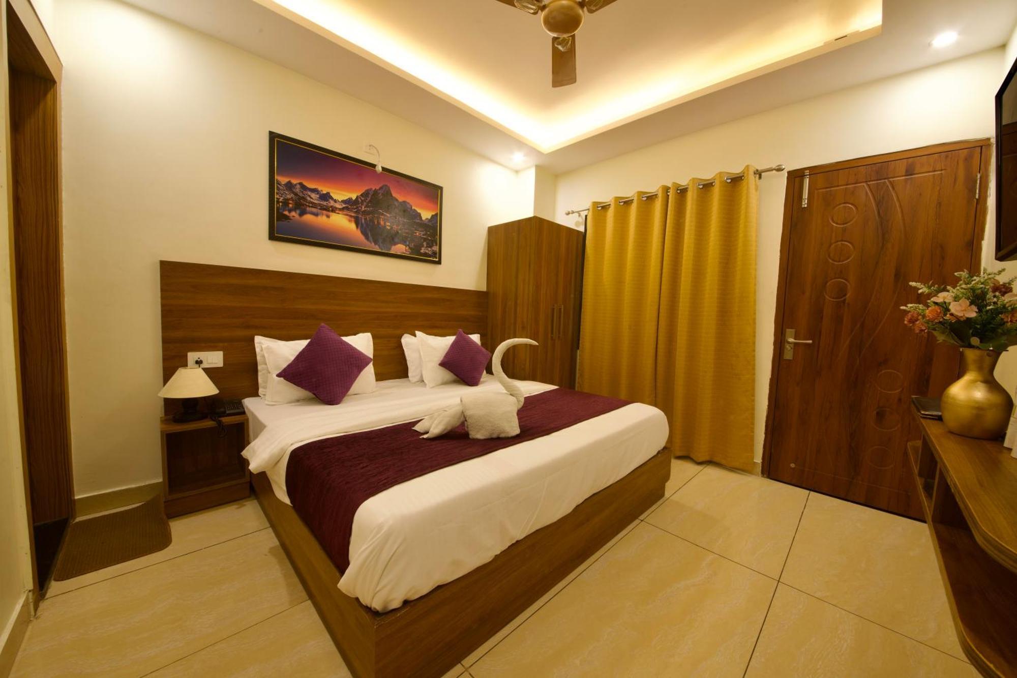 Perfect Stayz Premium Forest Valley Near Waterfall ริชิเคช ภายนอก รูปภาพ